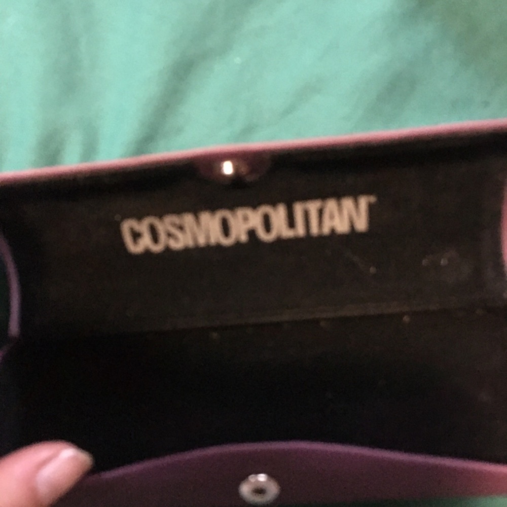 Cosmopolitan case - Picture 2 of 4